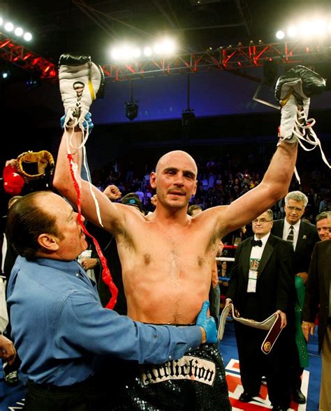 Boxer Kelly Pavlik Earnings, Net Worth And Sponsorship Details